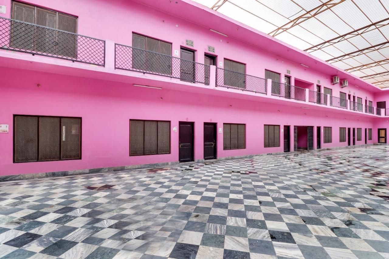 Hotel O Hanuman Bagh Ayodhya Экстерьер фото