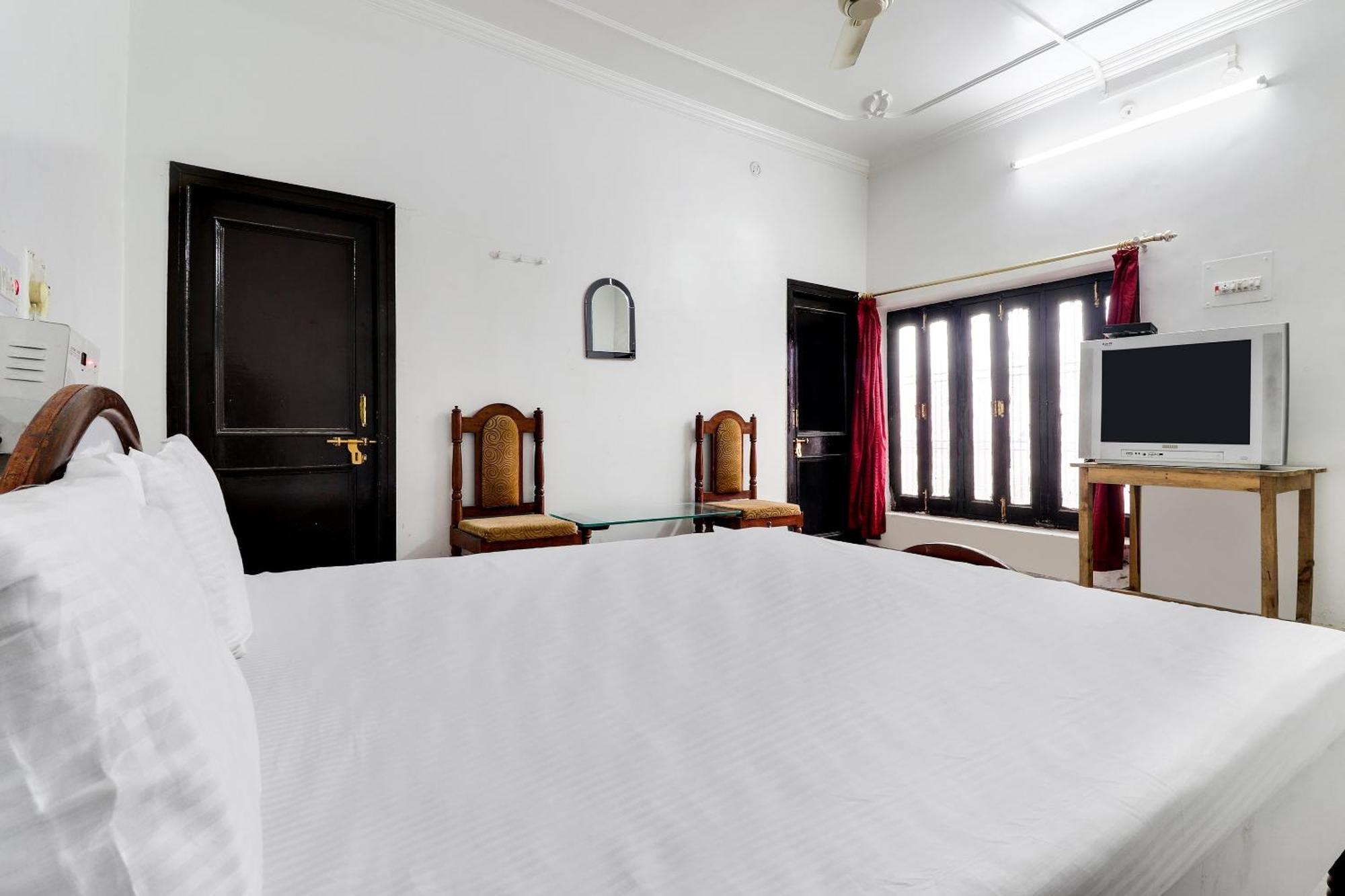 Hotel O Hanuman Bagh Ayodhya Экстерьер фото